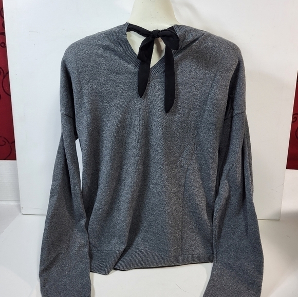 LC Lauren Conrad Grey and Black Lace Blouse - Picture 3 of 7